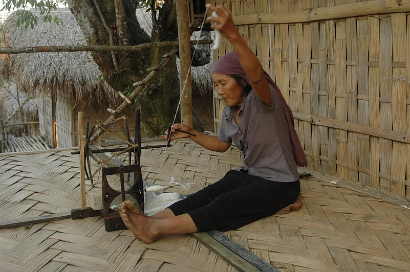 The traditional way of preparing the yarns is an experts job